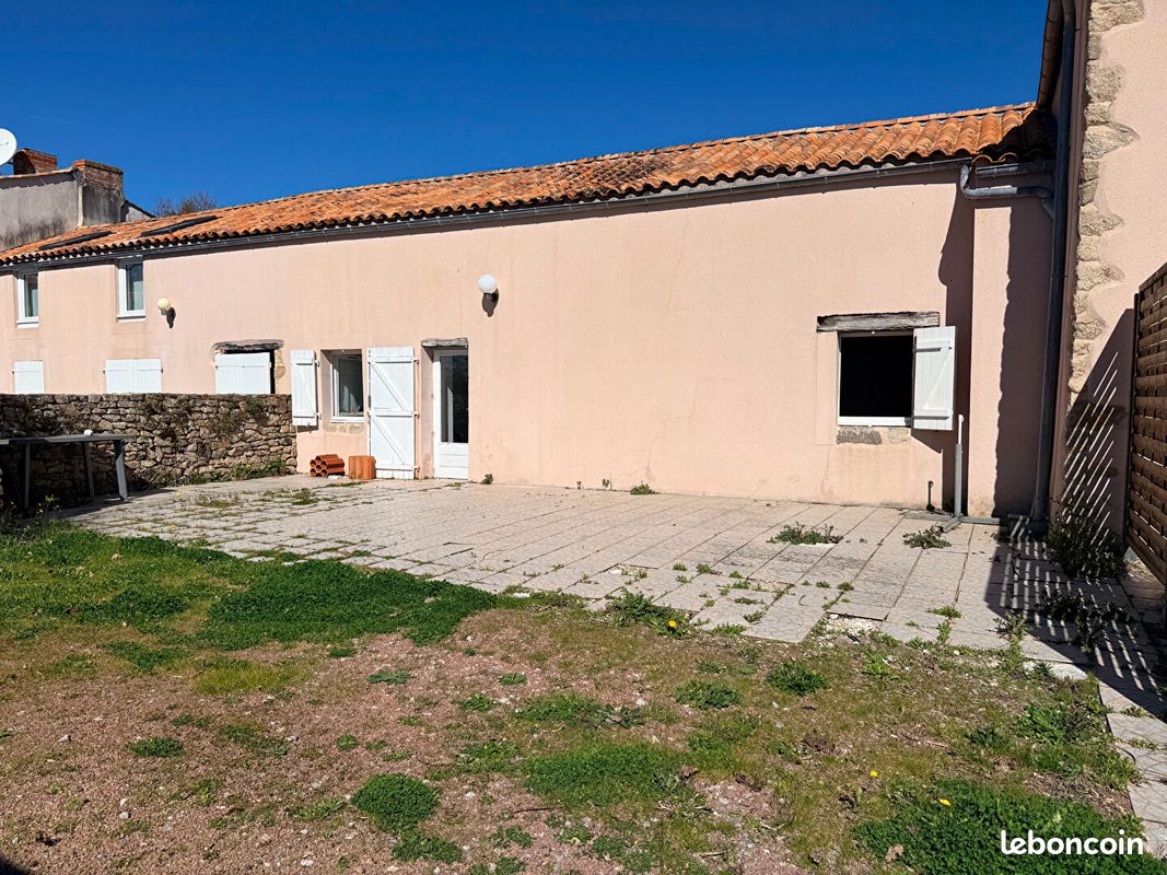 Appartement 2 pièces 42 m² · à Nesmy · 42 m² · 92 000 €