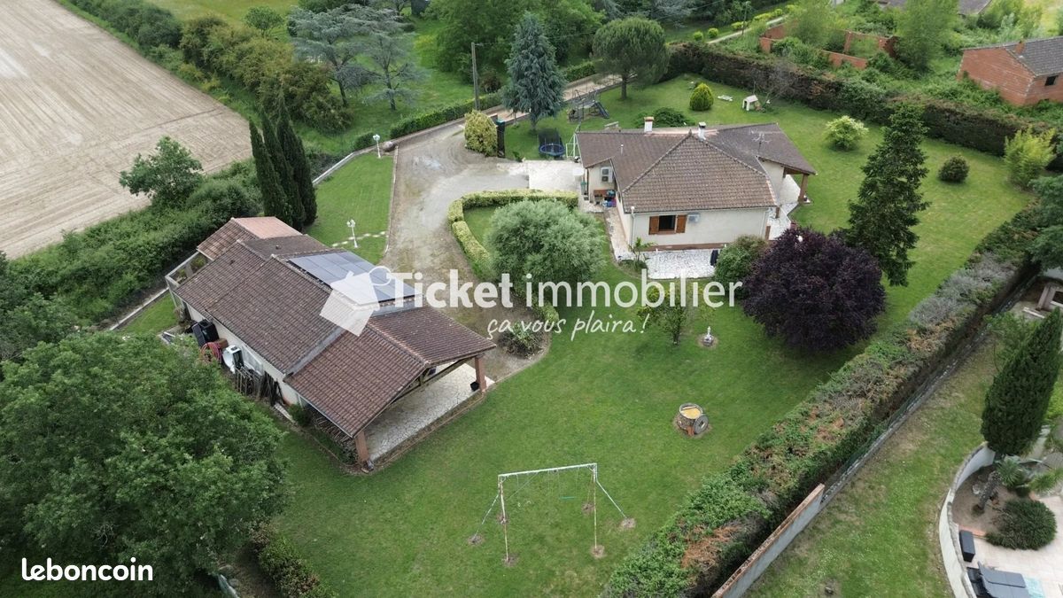 Maison 4 pièces 137 m² · à Merville · 137 m² · 459 000 €