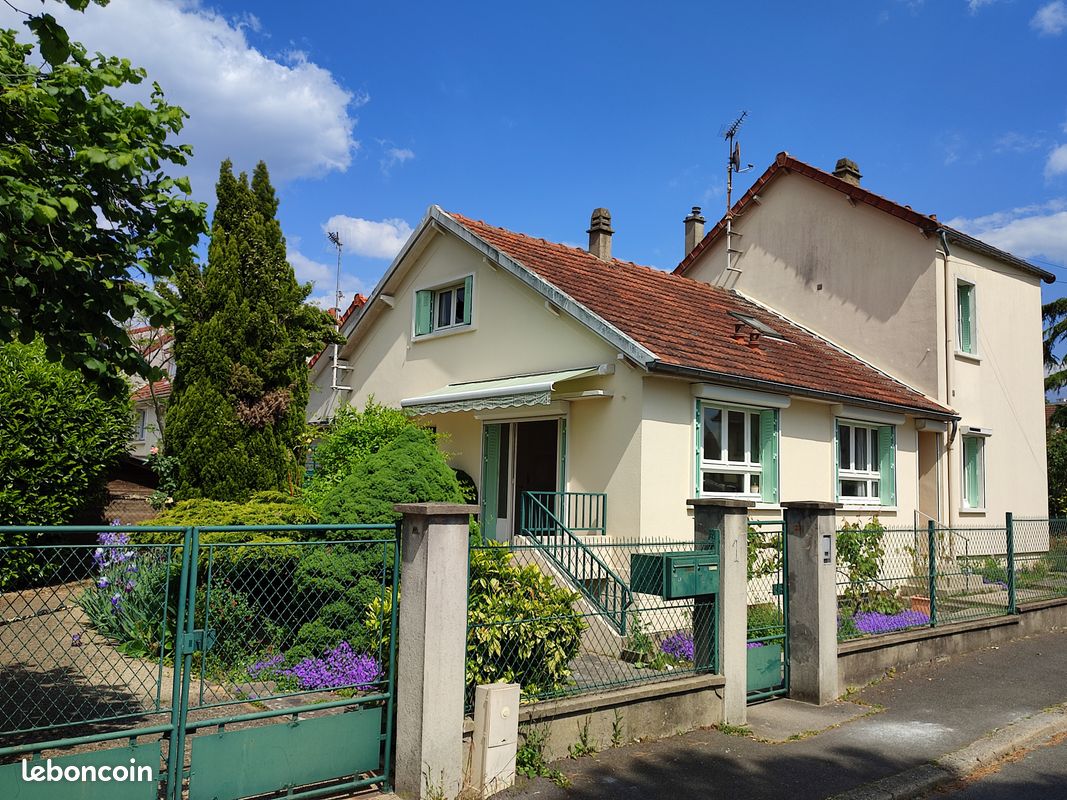 Maison 6 pièces 111 m² · à Champigny-sur-Marne · 111 m² · 320 000 €