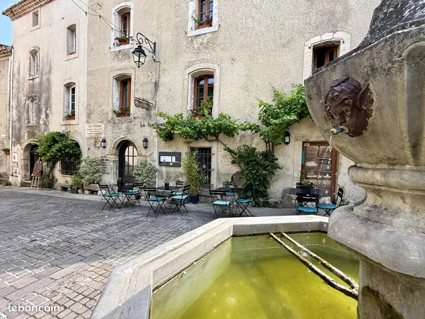 Annonce vente Local commercial venasque