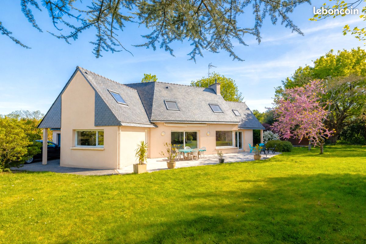 Maison 6 pièces 161 m² · à Le Relecq-Kerhuon · 161 m² · 593 250 €