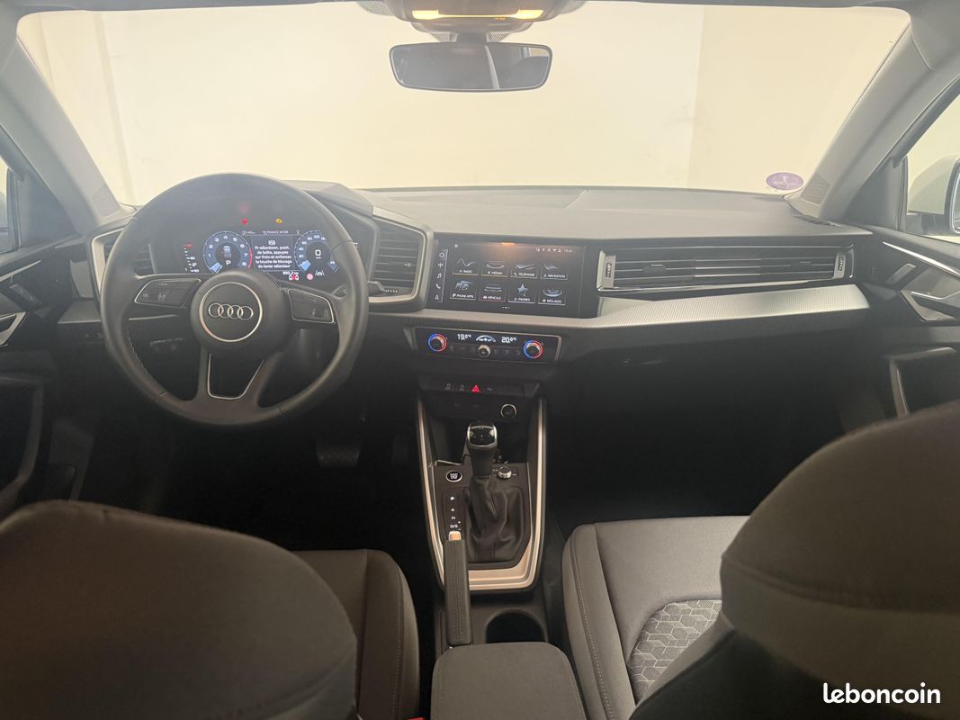 AUDI A1 Sportback 25 TFSI 95 ch S tronic 7 Design (image 15)