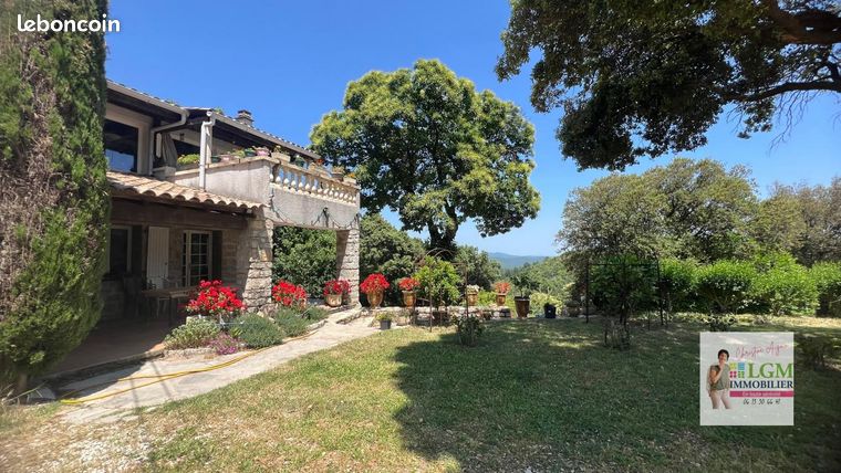 Maison 7 pièces 175 m²