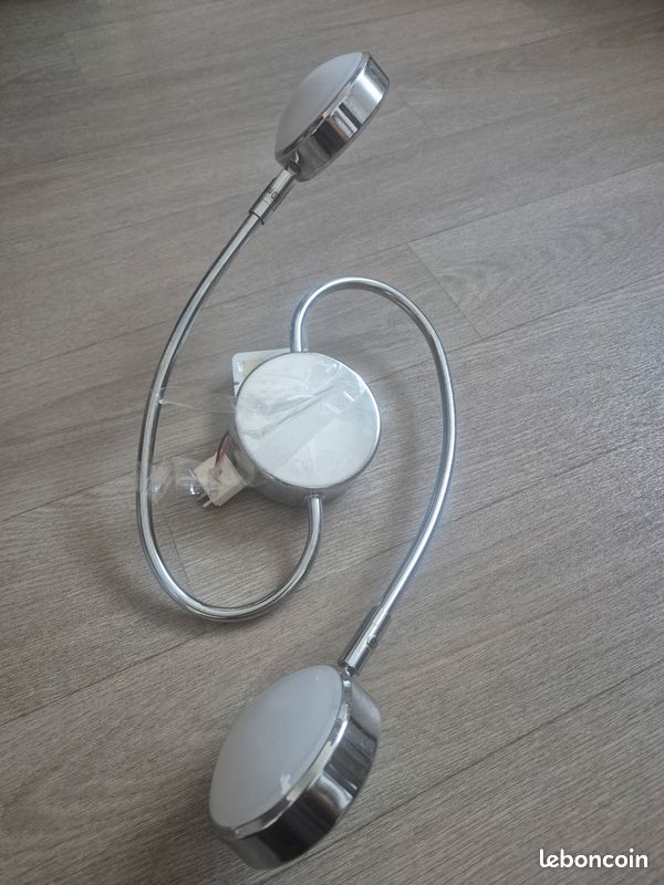 Luminaire led à réparer (image 2)