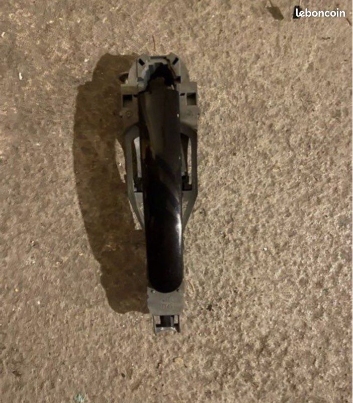 Poignée extérieure porte avant gauche SEAT Leon 2005-2012 (image 1)