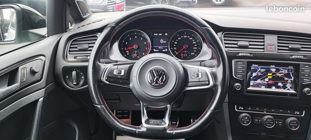 Volkswagen GOLF VII 2.0 TSI 230 CH GTI PERFORMANCE 5P*KEYLESS*FRONT ASSIST*ACC*PARK PILOT*DYNAUDIO (image 19)