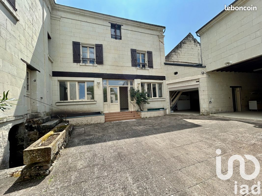 Maison 5 pièces 212 m² · à Turquant · 212 m² · 192 000 €
