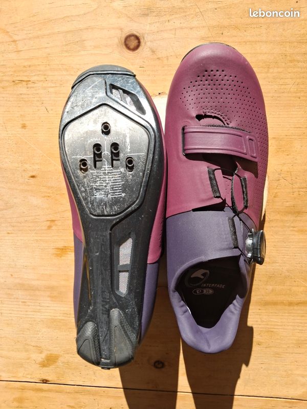 Chaussures VTT Femme Pearl Izumi Quest – Taille EUR 39 (UK 6.5/US 8.5) – Noires, Très Bon état