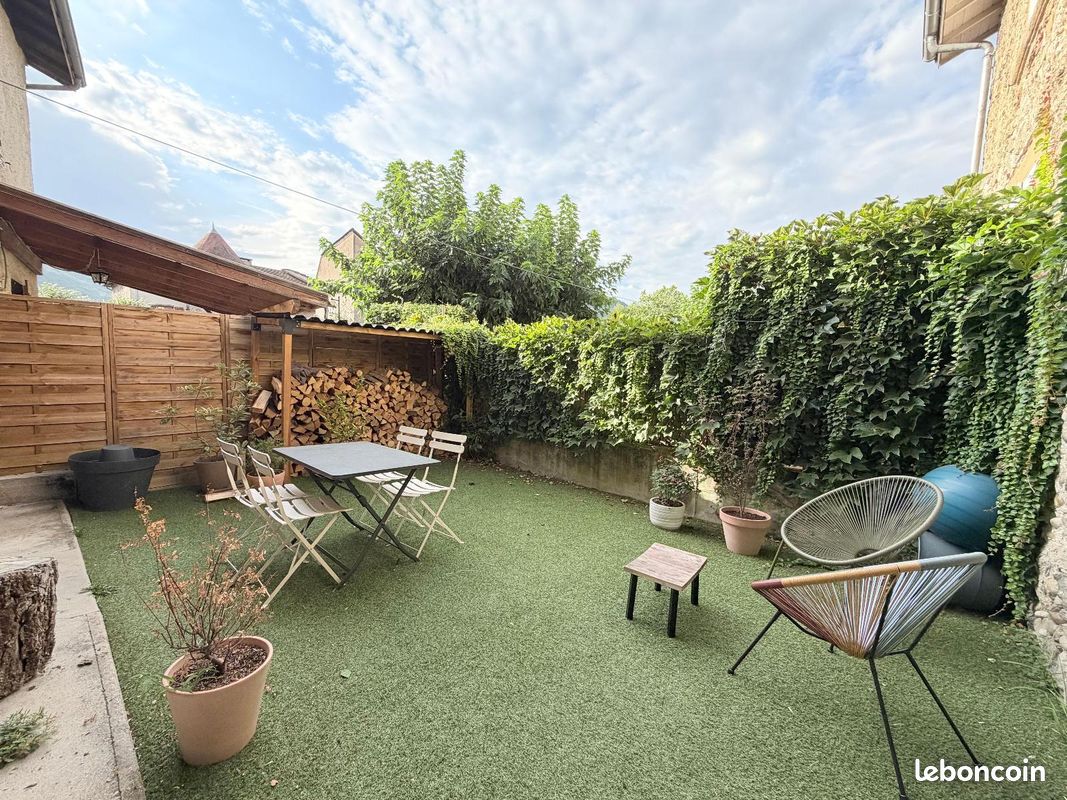 Maison 6 pièces 129 m² · à Chirens · 129 m² · 1 250 €/mois