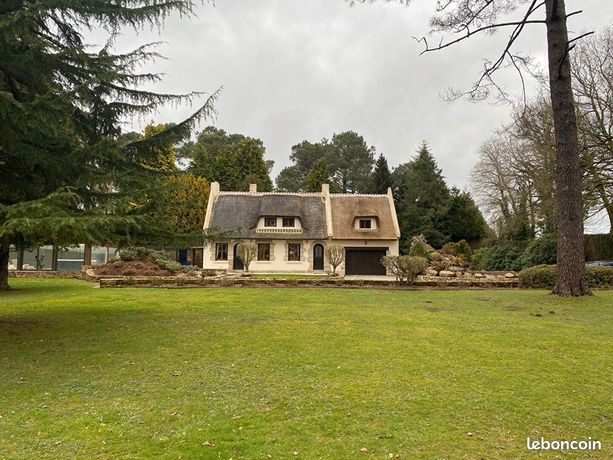 Propriété 5 pièces 275 m²