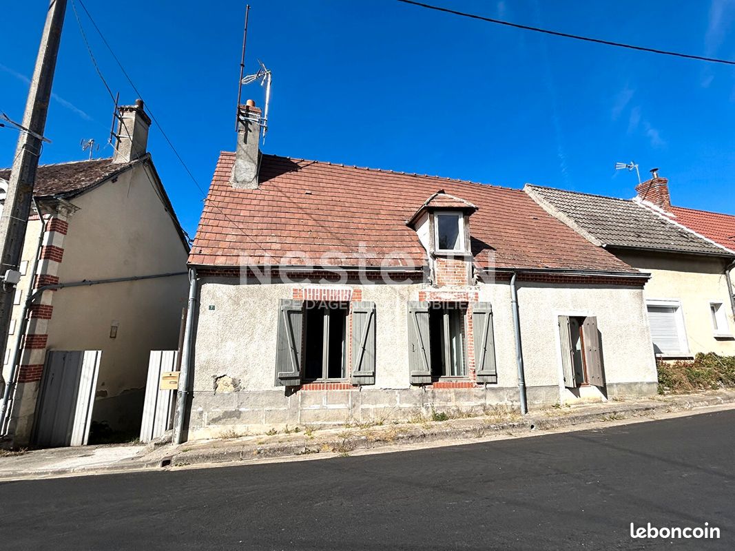 Maison 4 pièces 97 m² · à Dun-le-Poëlier · 97 m² · 66 000 €