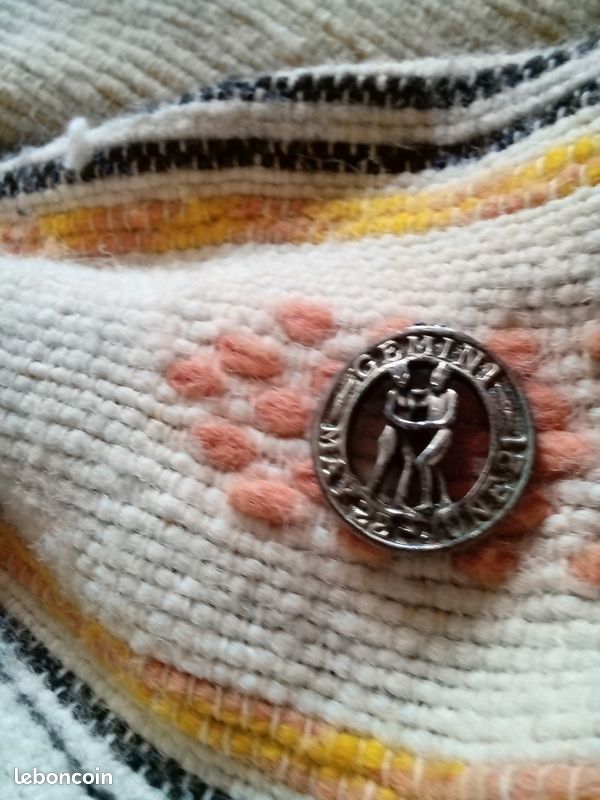 Médaille ancienne motif Gémeaux (image 1)