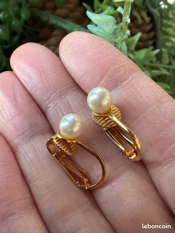 Boucles d'oreilles perles en or blanc - France