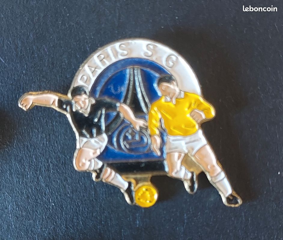 Lot pin's collection PARIS SAINT GERMAIN vintage (image 5)