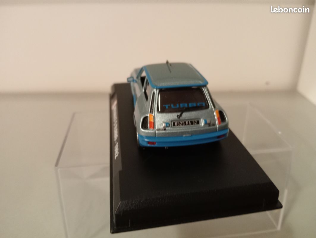 RENAULT 5 TURBO BLEU METALISE - 1982 1/43 en boite d origine neuf prix de 21.00 euros + 6.90 de frais de port en colissimo règlement par chèque (image 3)