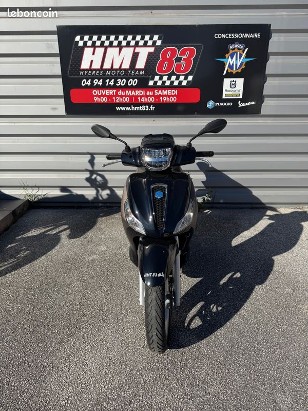 Piaggio medley 125 (image 2)
