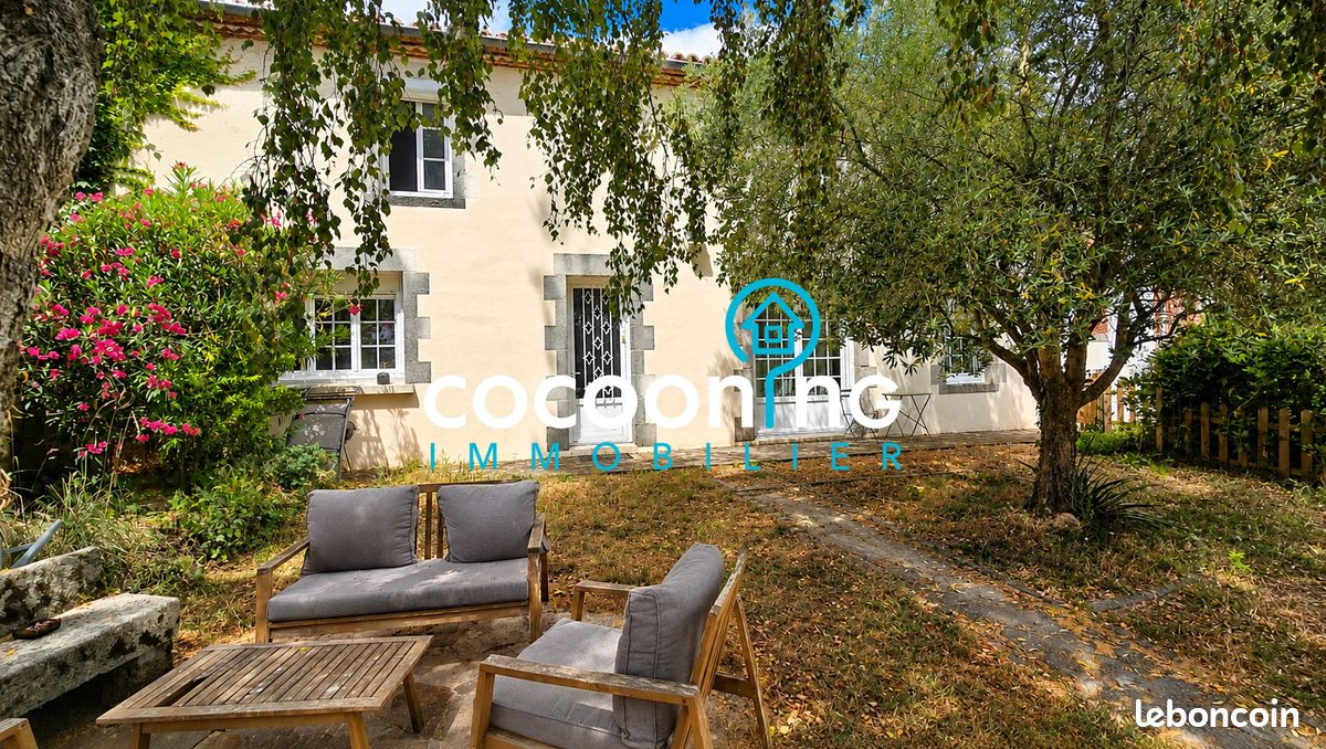 Maison 5 pièces 165 m² · à Mouzillon · 165 m² · 318 990 €