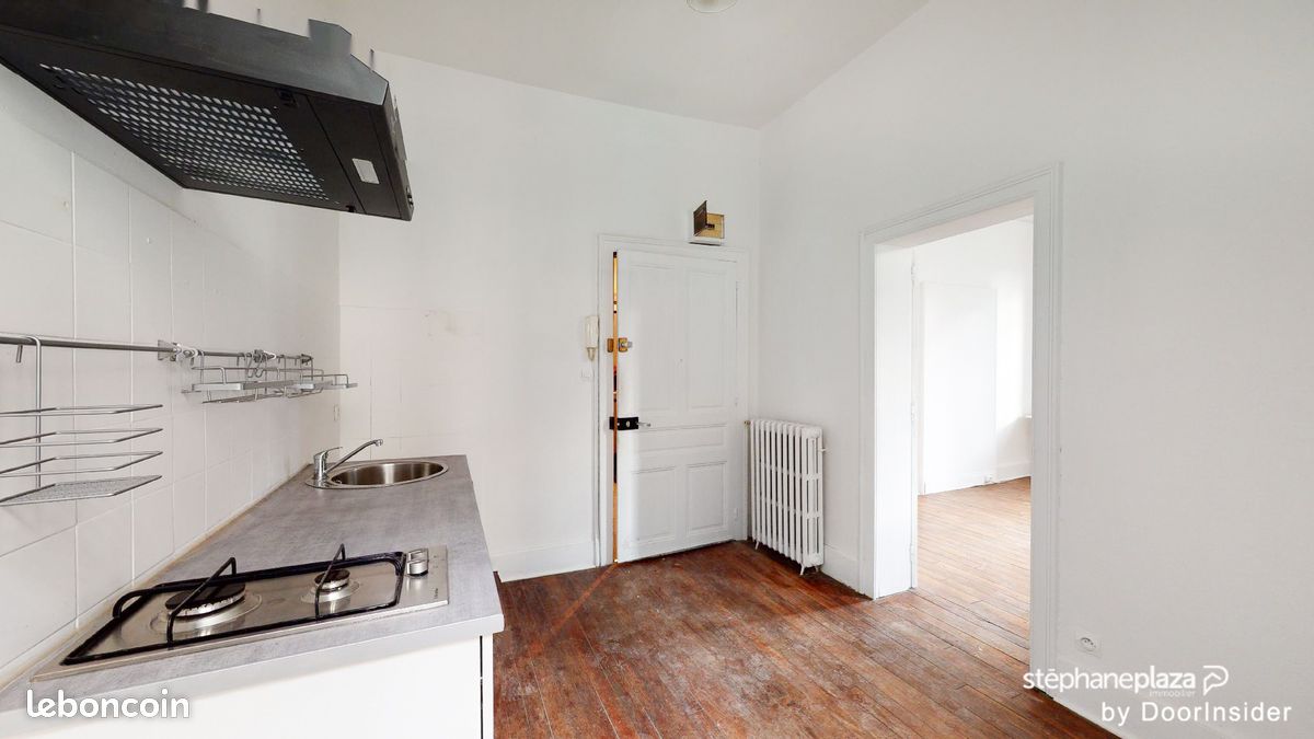 Studio 1 pièce 31 m² - Brive-la-Gaillarde 19100 (image principale 3)