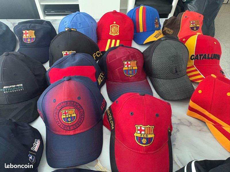 FCB Casquette Enfant Barça - Collection Officielle FC Barcelone - Taille Enfant garçon