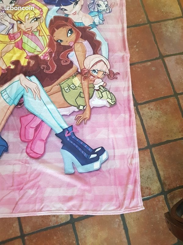 Couverture légère Plaid Personnages Winx (image 5)