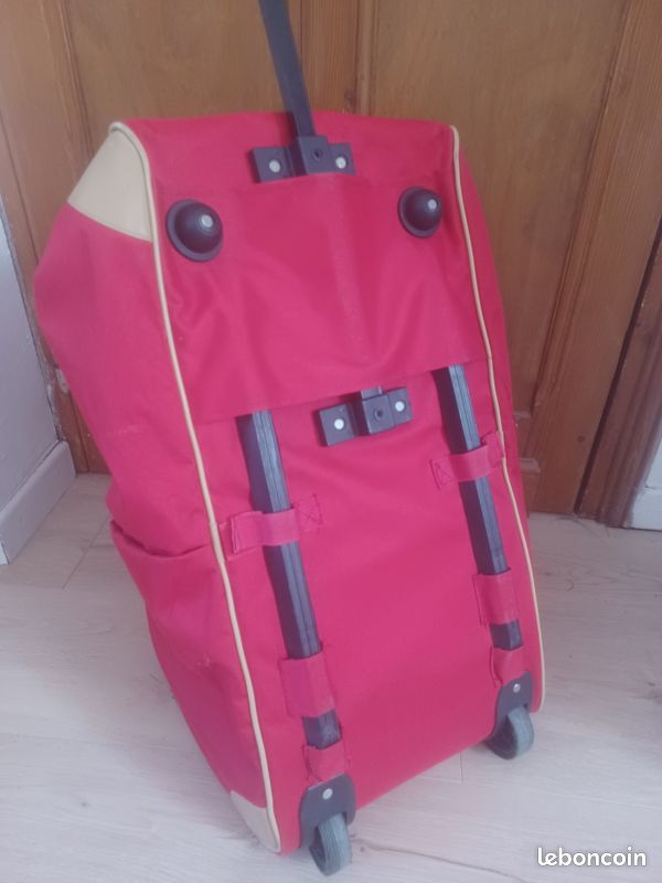 Sac voyage à roulettes (image 2)