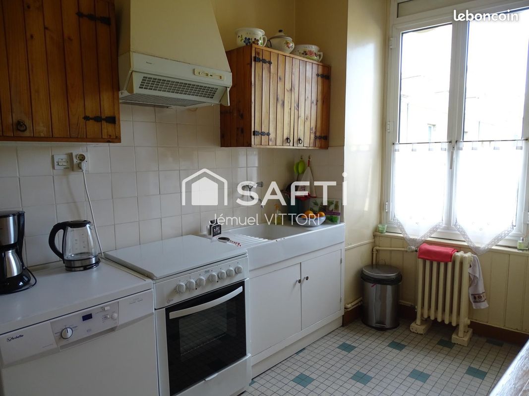 Immeuble 202 m² ERNEE (image 7)