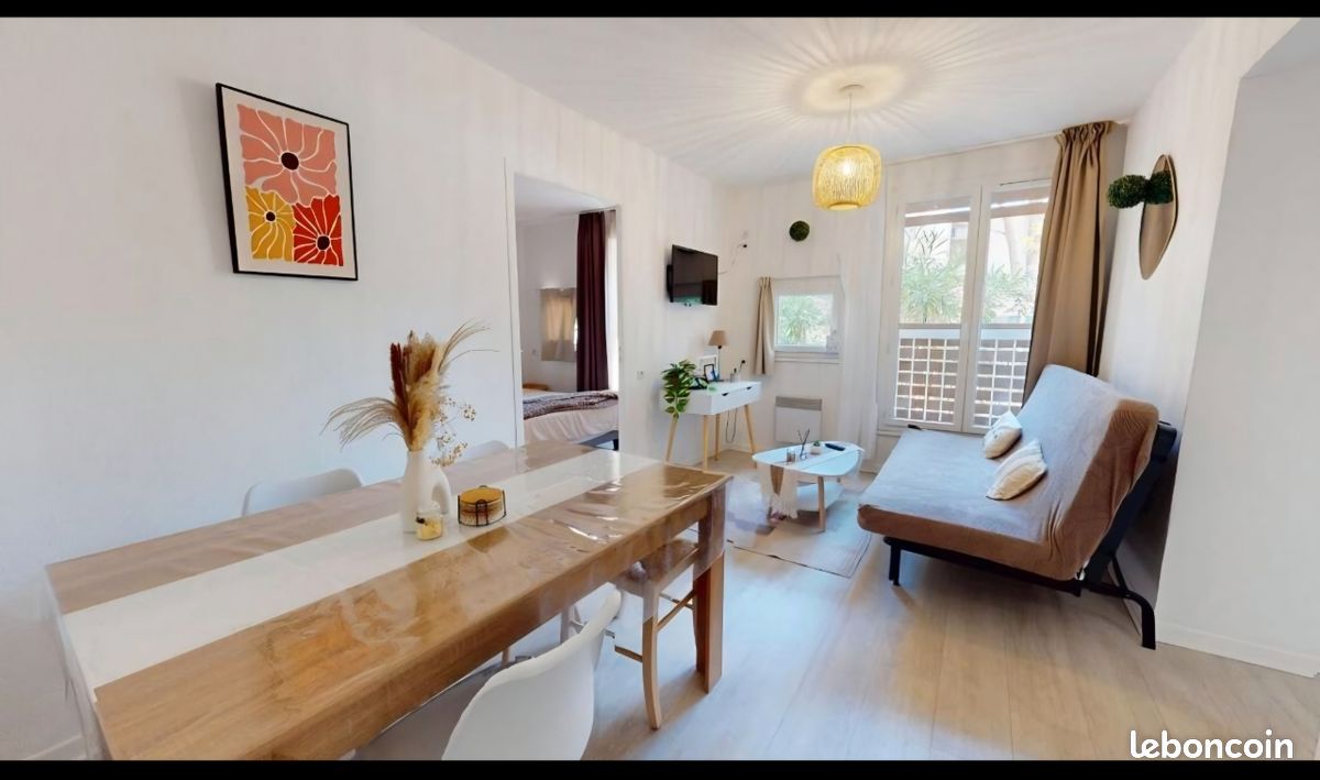 Parking 41 m² · à La Londe-les-Maures · 41 m² · 197 500 €