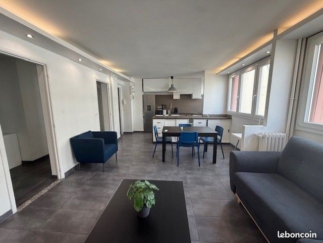 Appartement 2 pièces 57 m² · à Saint-Maurice · 57 m² · 1 390 €