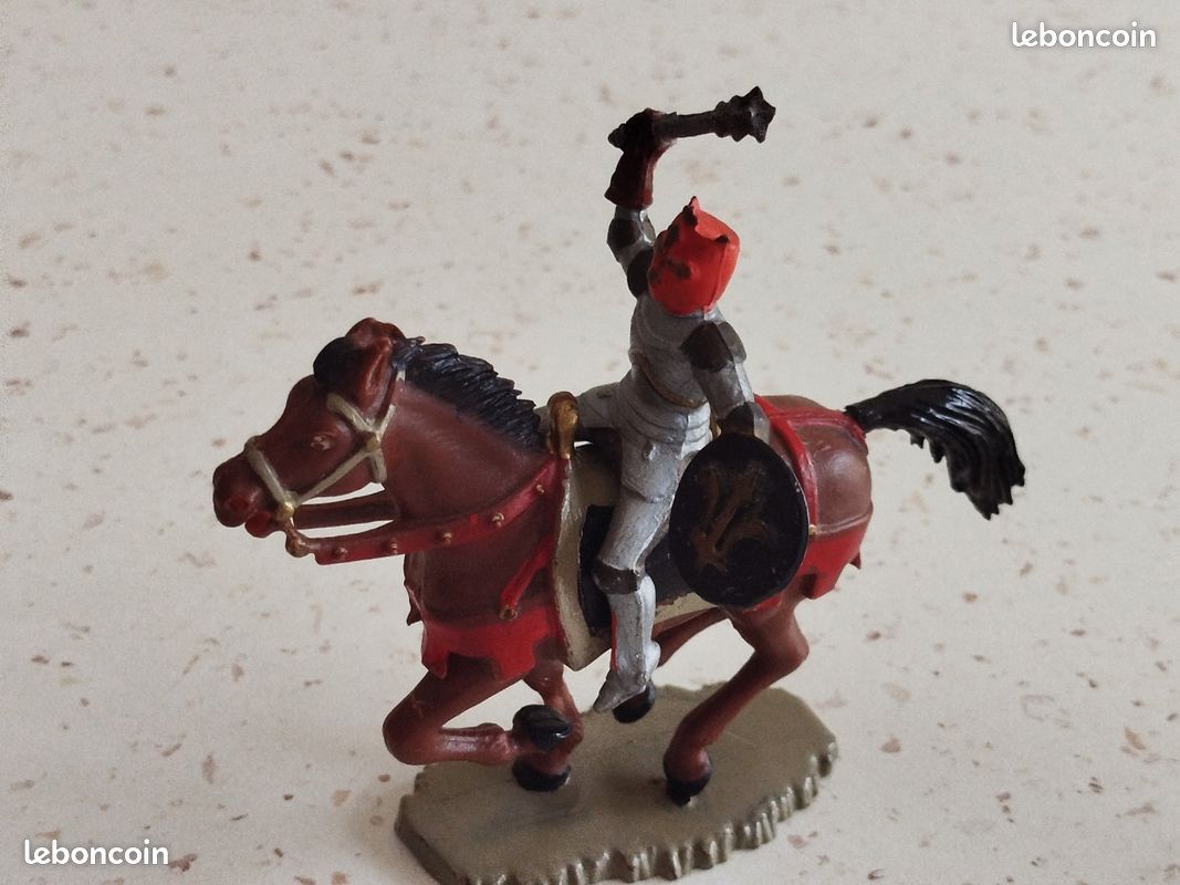 STARLUX / LE MOYEN AGE TRES BEAU CHEVALIER ... - eBay
