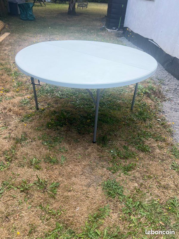Table ronde pliante neuve (image 1)