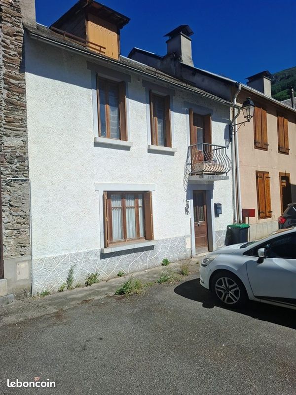 Maison 3 pièces 77 m² · à Fos · 77 m² · 55 000 €