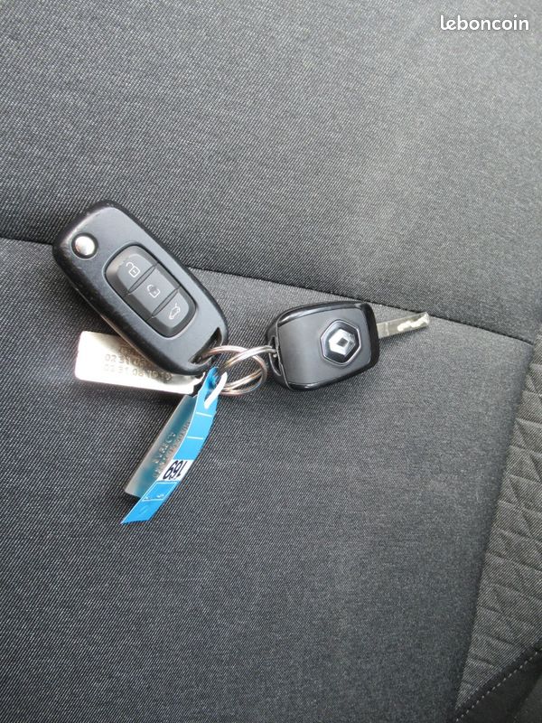 Renault CLIO V 1.6 E-TECH 140 BUSINESS Business (image 27)