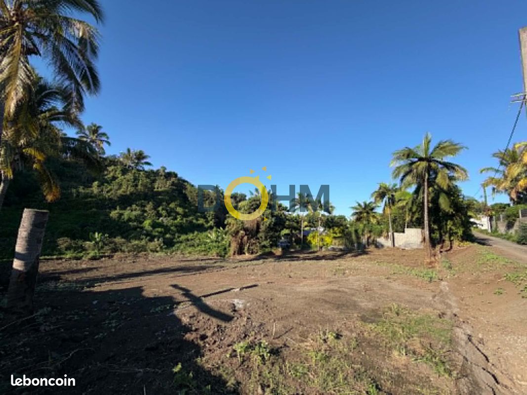 Terrain 601 m² · à Saint-Pierre · 601 m² · 175 000 €