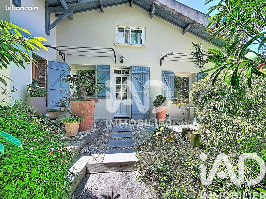 Maison 3 pièces 84 m² · à Castanet-Tolosan · 84 m² · 290 000 €