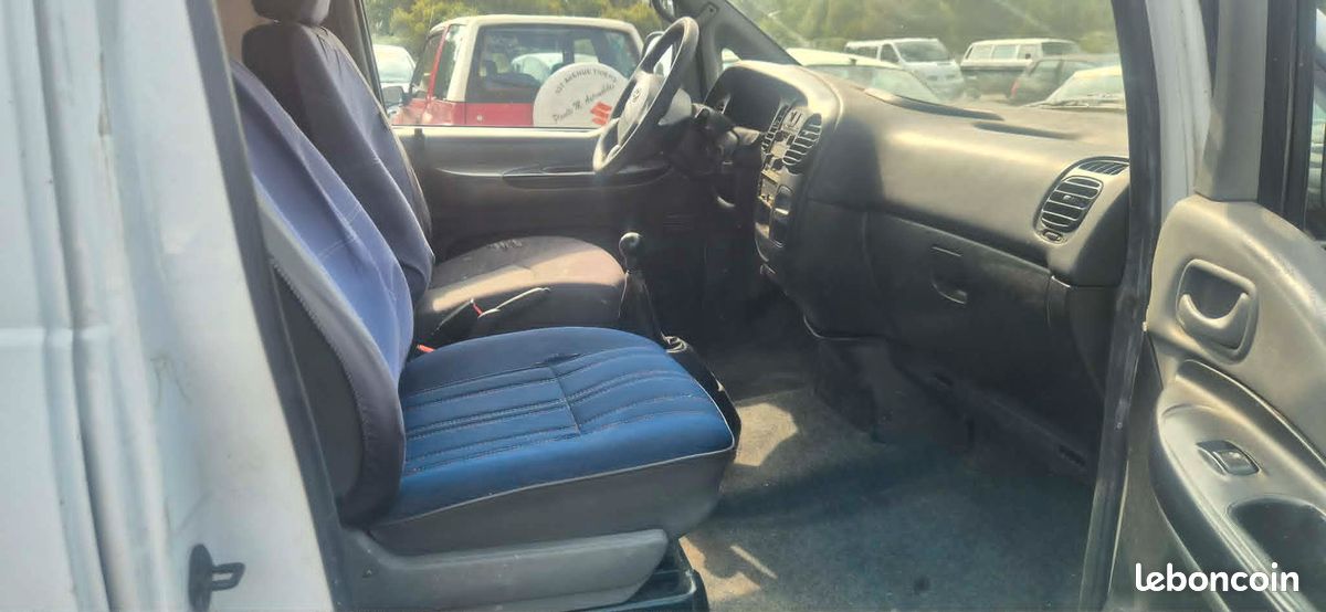 HYUNDAI H1 Van TD 100ch (image 3)