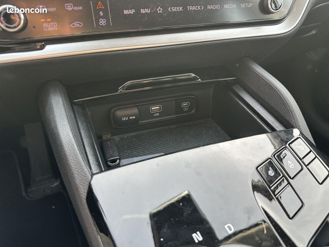 KIA SPORTAGE 4x4 Hybride rechargeable PHEV 1.6 T-GDI - 265ch Active (image 32)