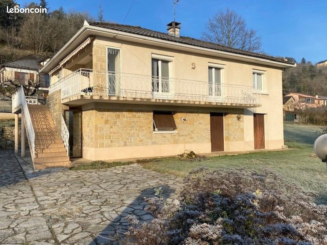 Maison 6 pièces 137 m² · à Villefranche-de-Rouergue · 137 m² · 164 900 €