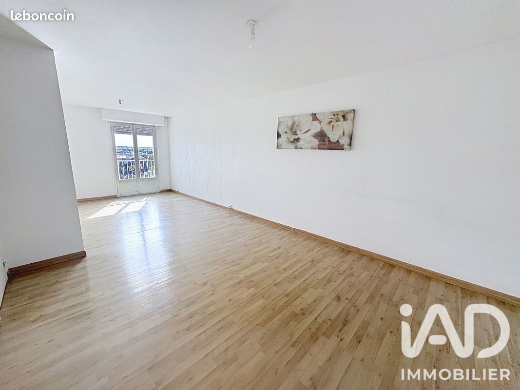 Appartement 4 pièces 76 m² · à Reims · 76 m² · 125 000 €