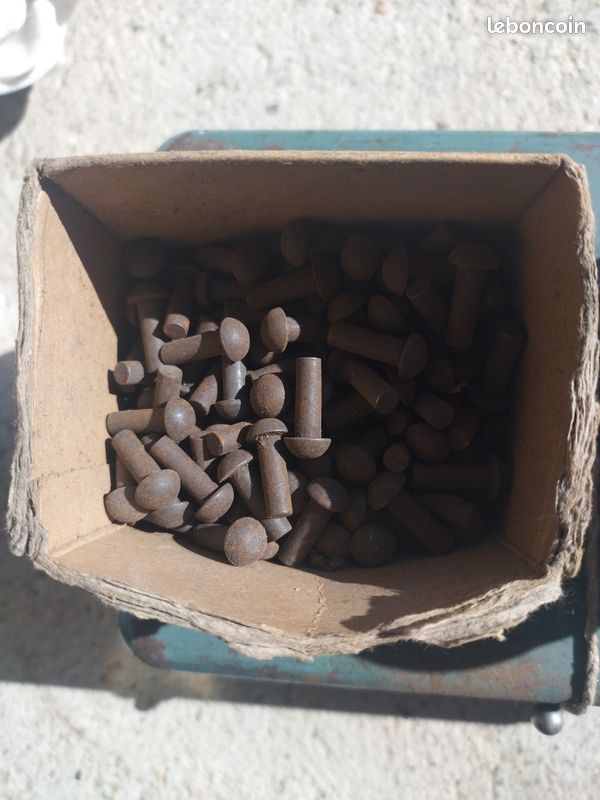 Rivet pour ancienne machine agricole (image 6)