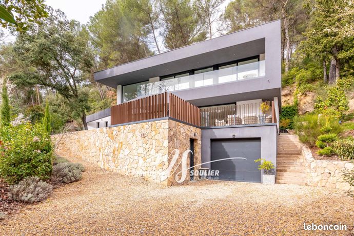 Villa 5 pièces 178 m²