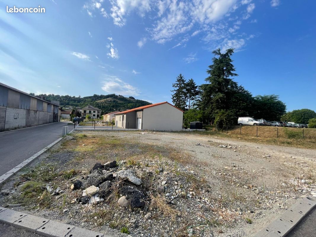 Terrain 517 m² · à Saint-Marcellin · 517 m² · 85 000 €