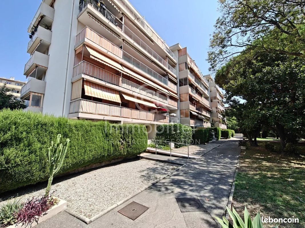 Appartement 3 pièces 63 m² · à Cannes · 63 m² · 234 000 €