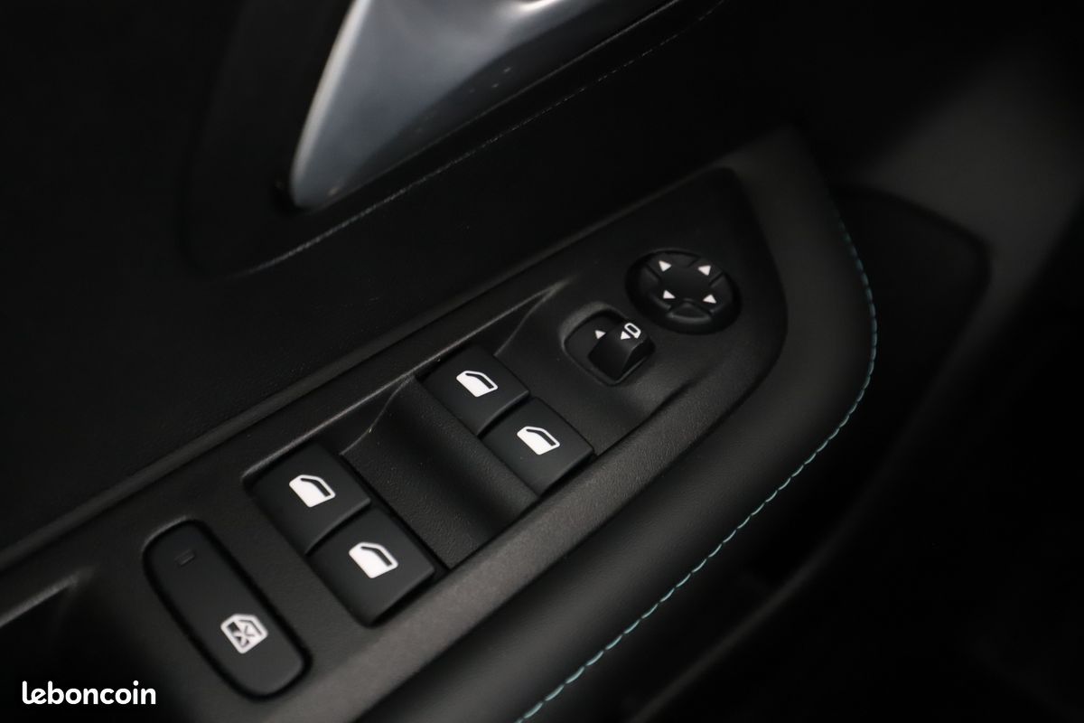 Peugeot 208 1.2 PureTech Allure Pack 100 ch (image 27)