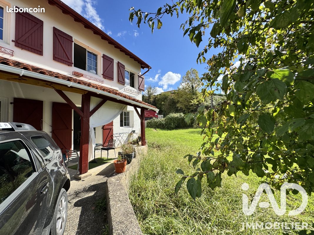 Appartement 4 pièces 98 m² · à Guiche · 98 m² · 225 000 €
