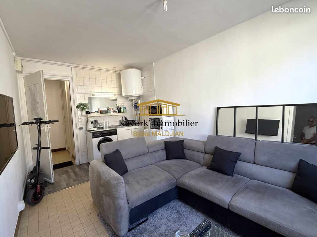 Local commercial 110 m² · à Soyons · 110 m² · 220 000 €