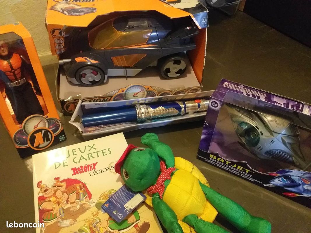 Lot jouets pour enfant (image 1)