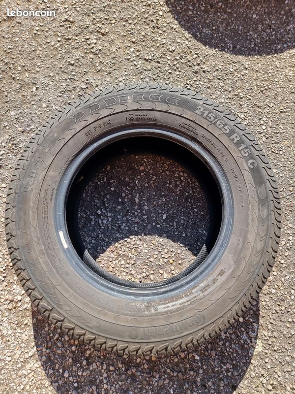 Pneus été 215/65 R15C (image 1)