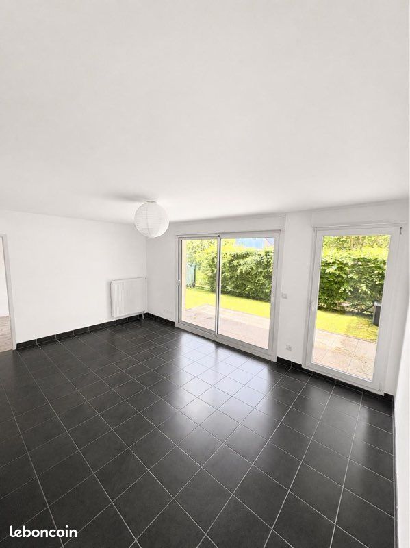Appartement 2 pièces 46 m² · à La Madeleine · 46 m² · 1 050 €/mois
