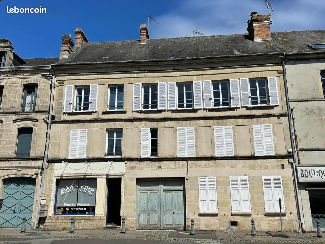 Appartement 5 pièces 106 m² · à Argentan · 106 m² · 705 €