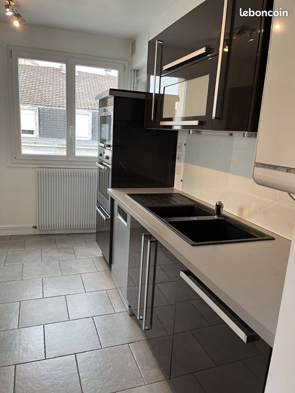Appartement 3 pièces 85 m² · à Reims · 85 m² · 830 €/mois